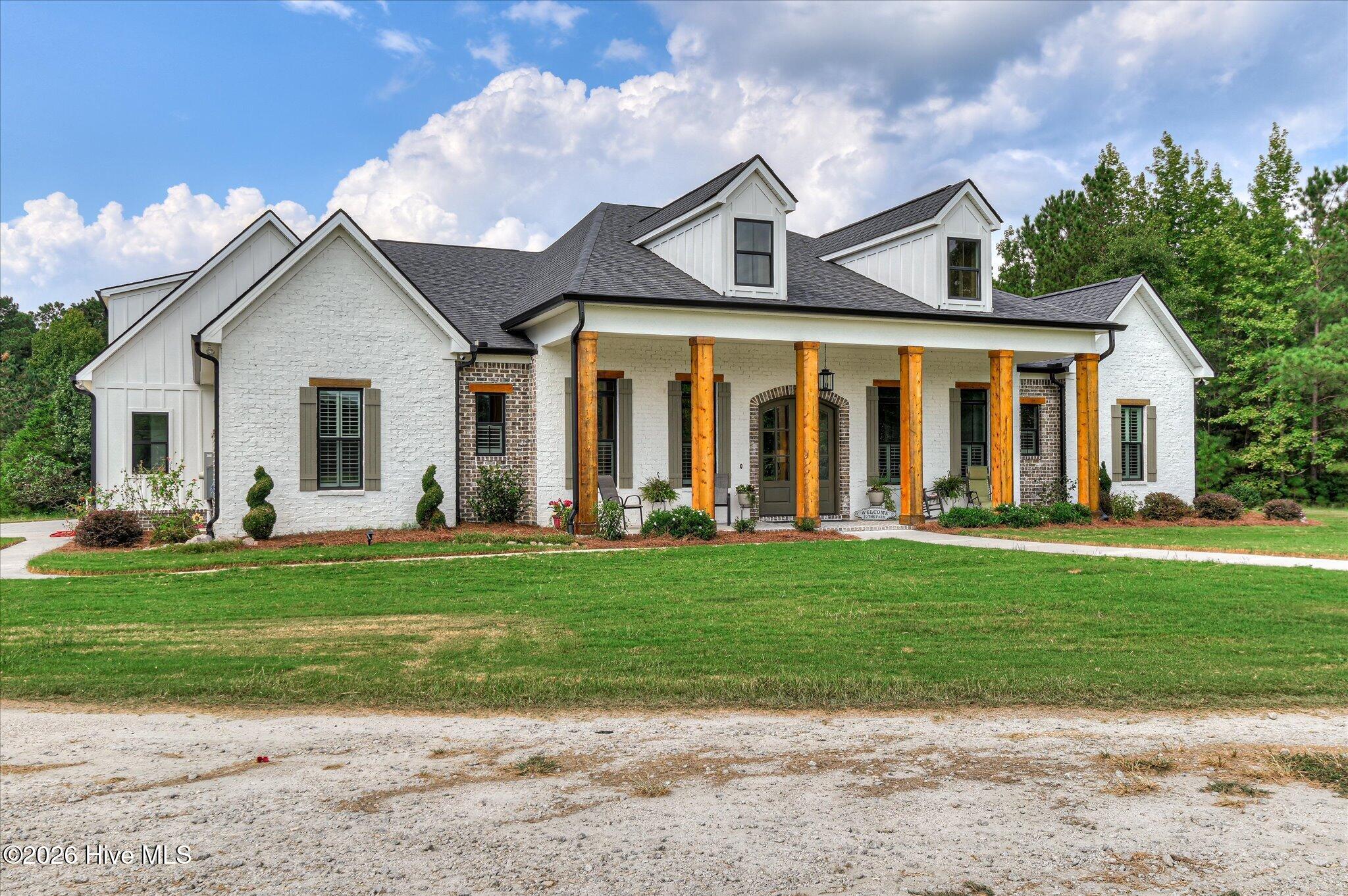 6595 Haywood Drive Property Photo 8