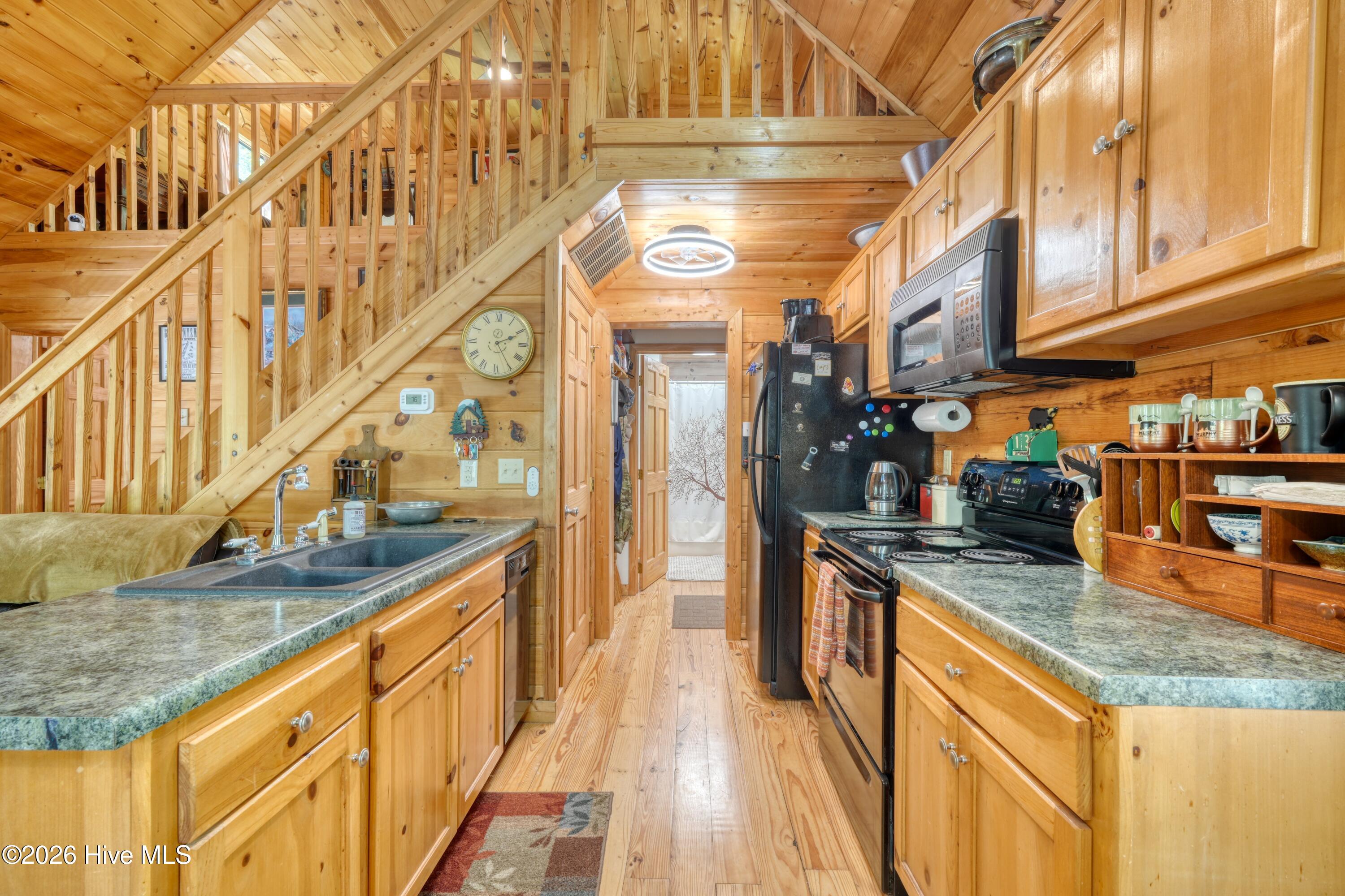 184 Beaver Ridge Road Property Photo 17