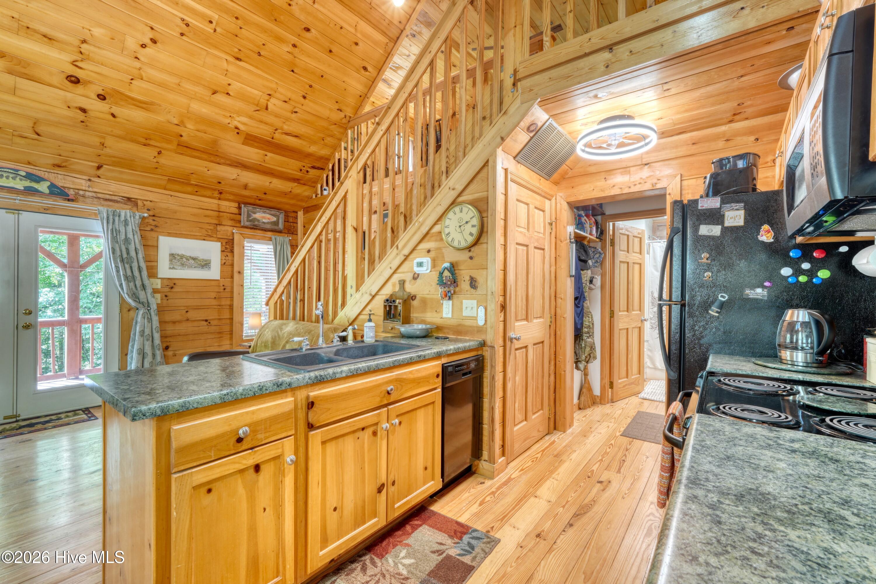 184 Beaver Ridge Road Property Photo 18
