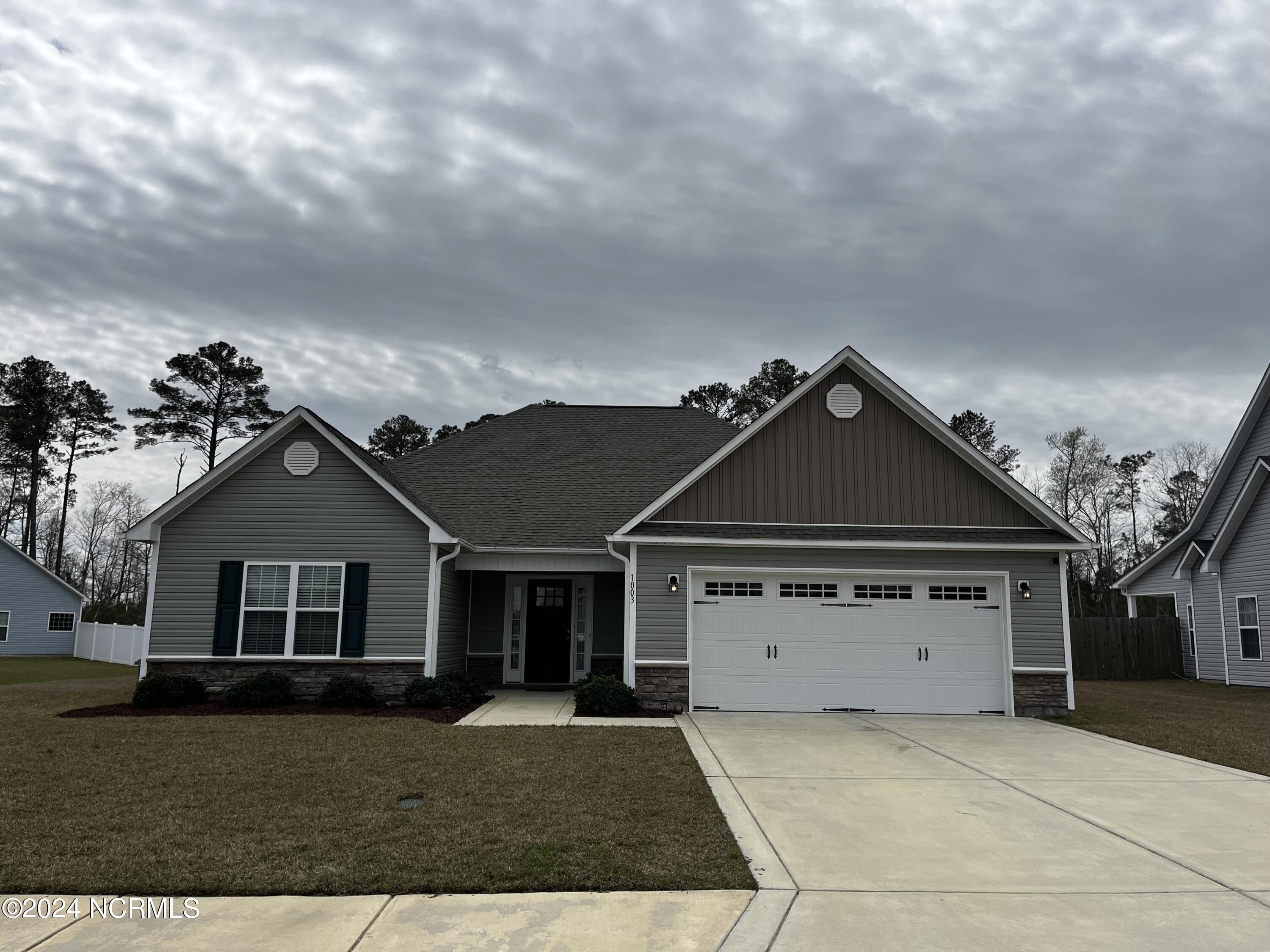 1003 Flounder Property Photo 1