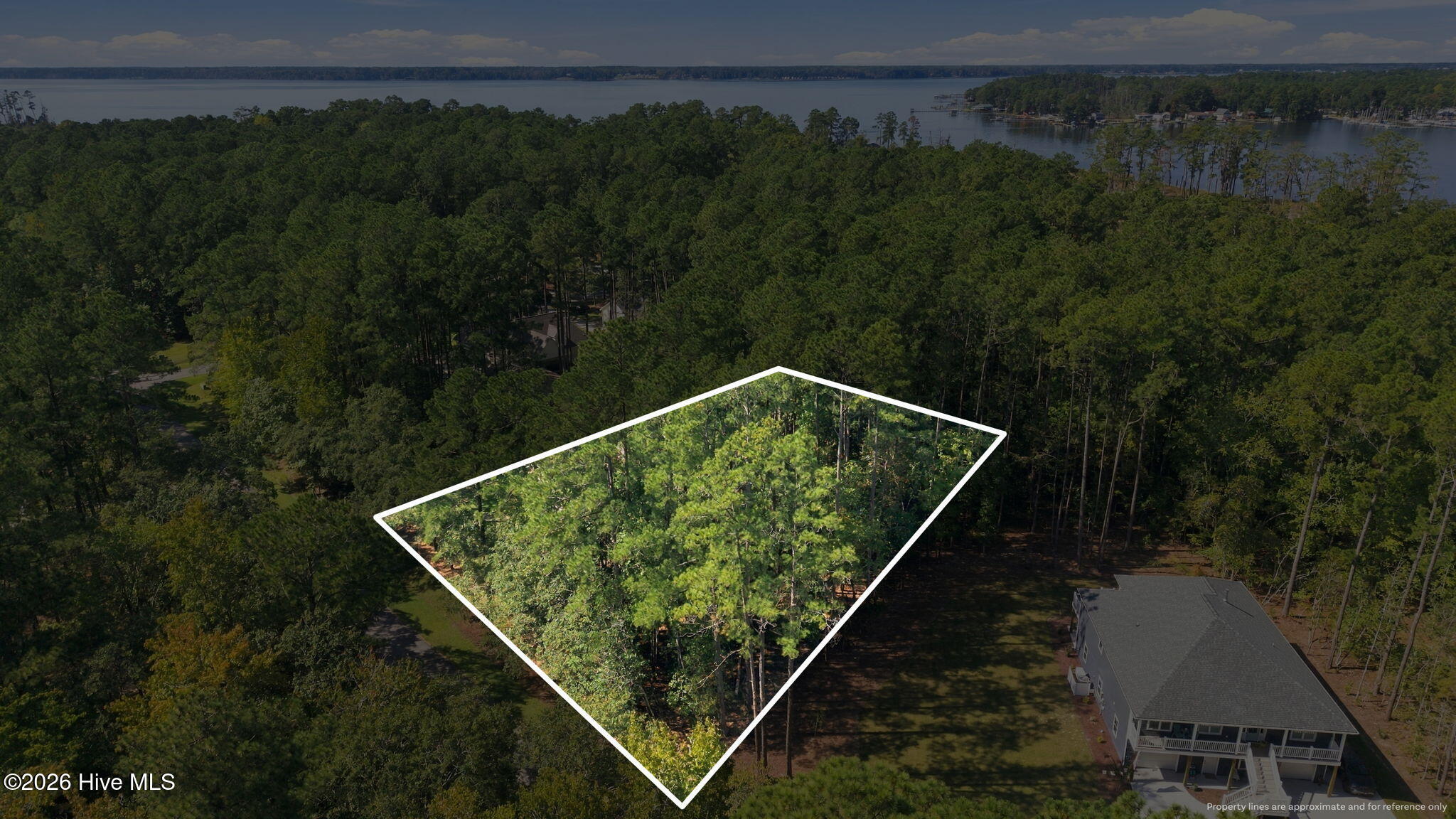 208 Pamlico River Drive Property Photo 5