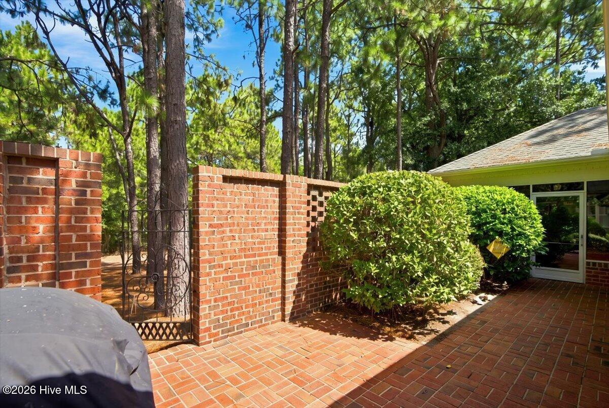 51 King Street Property Photo 14