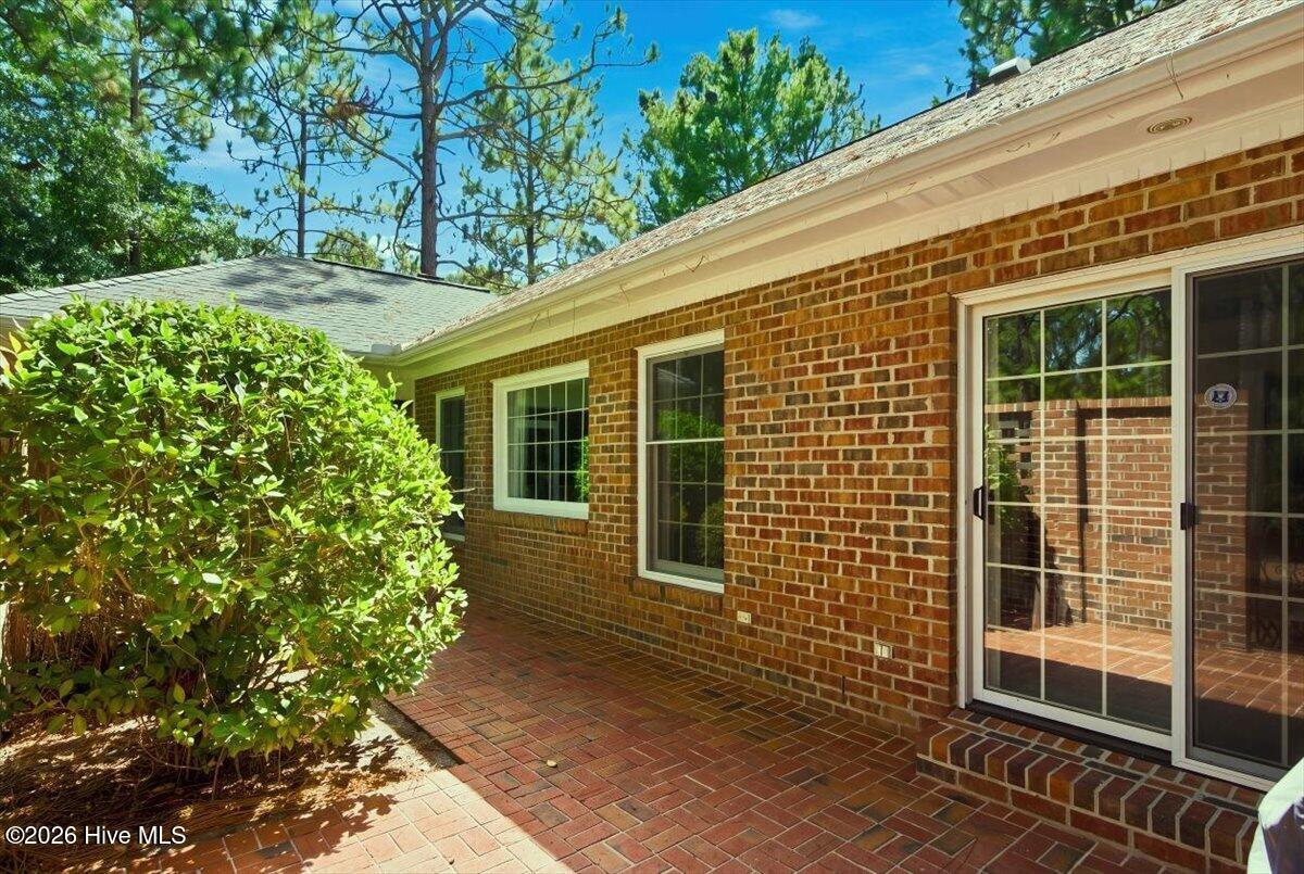 51 King Street Property Photo 15