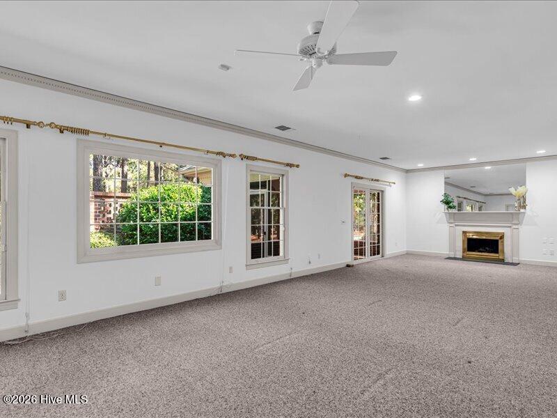 51 King Street Property Photo 23