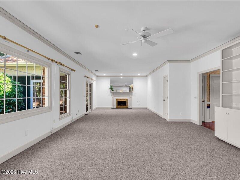 51 King Street Property Photo 24