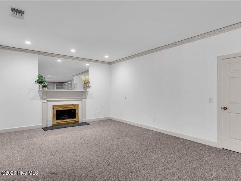 51 King Street Property Photo 25