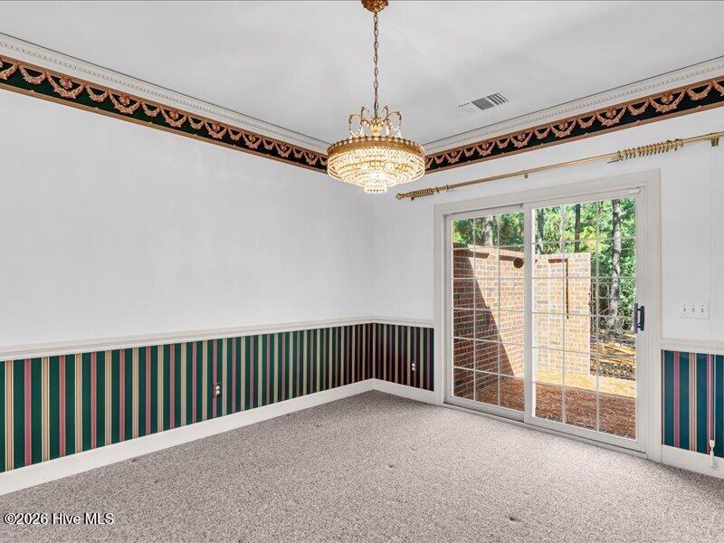 51 King Street Property Photo 32