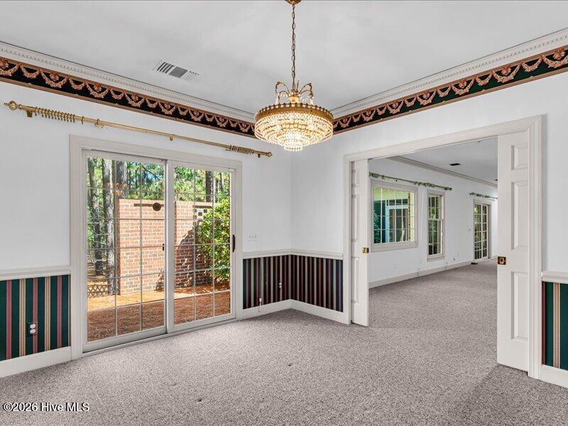 51 King Street Property Photo 33