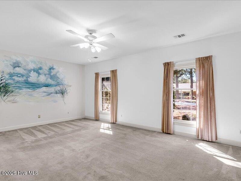 51 King Street Property Photo 49