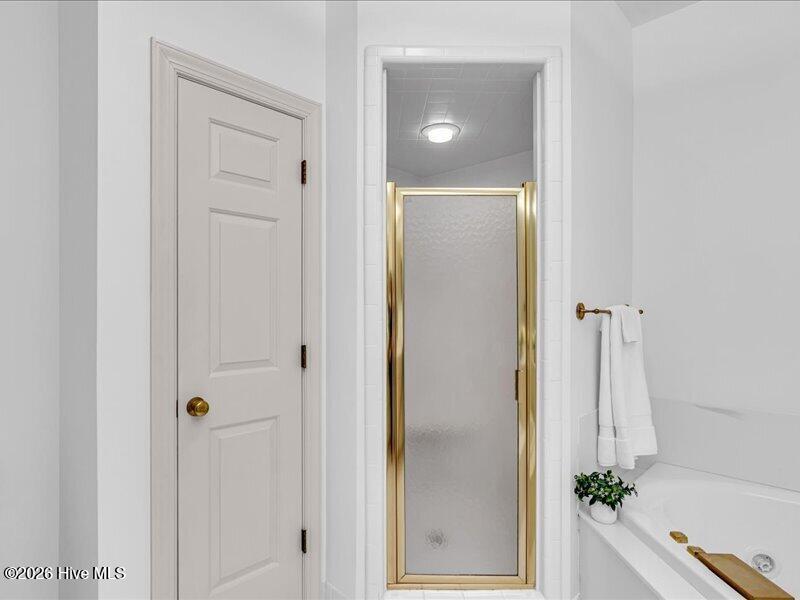 51 King Street Property Photo 53