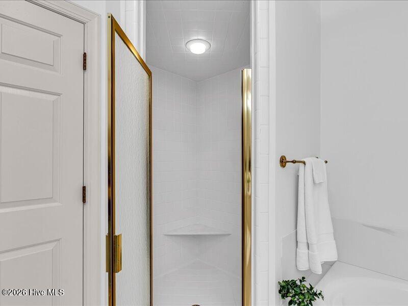 51 King Street Property Photo 55