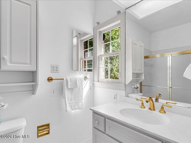 51 King Street Property Photo 62