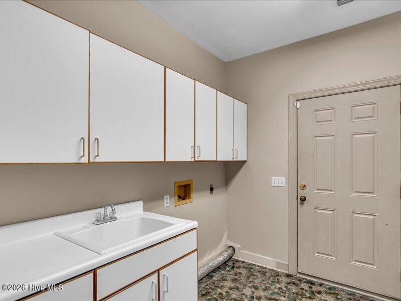 51 King Street Property Photo 64