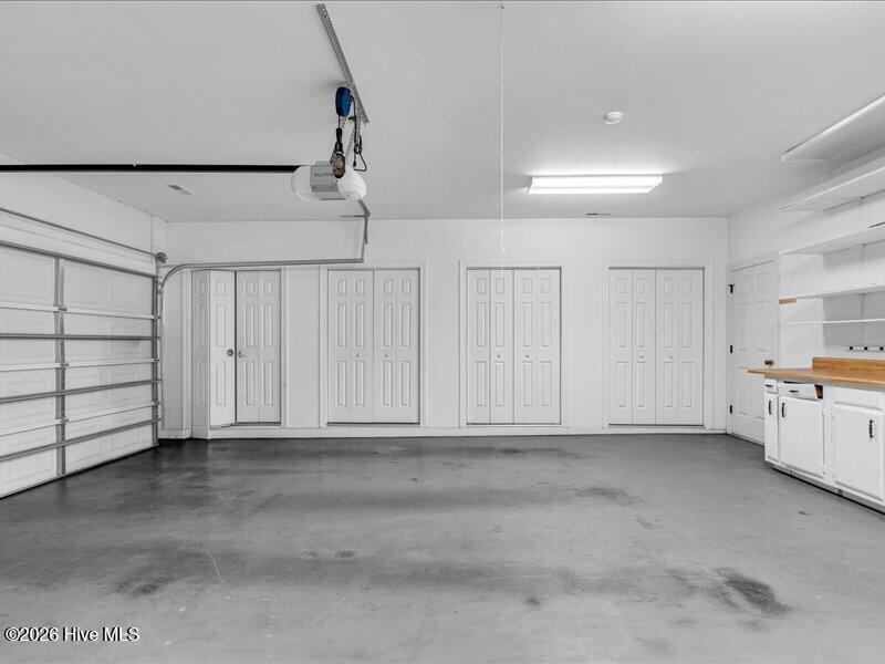 51 King Street Property Photo 70