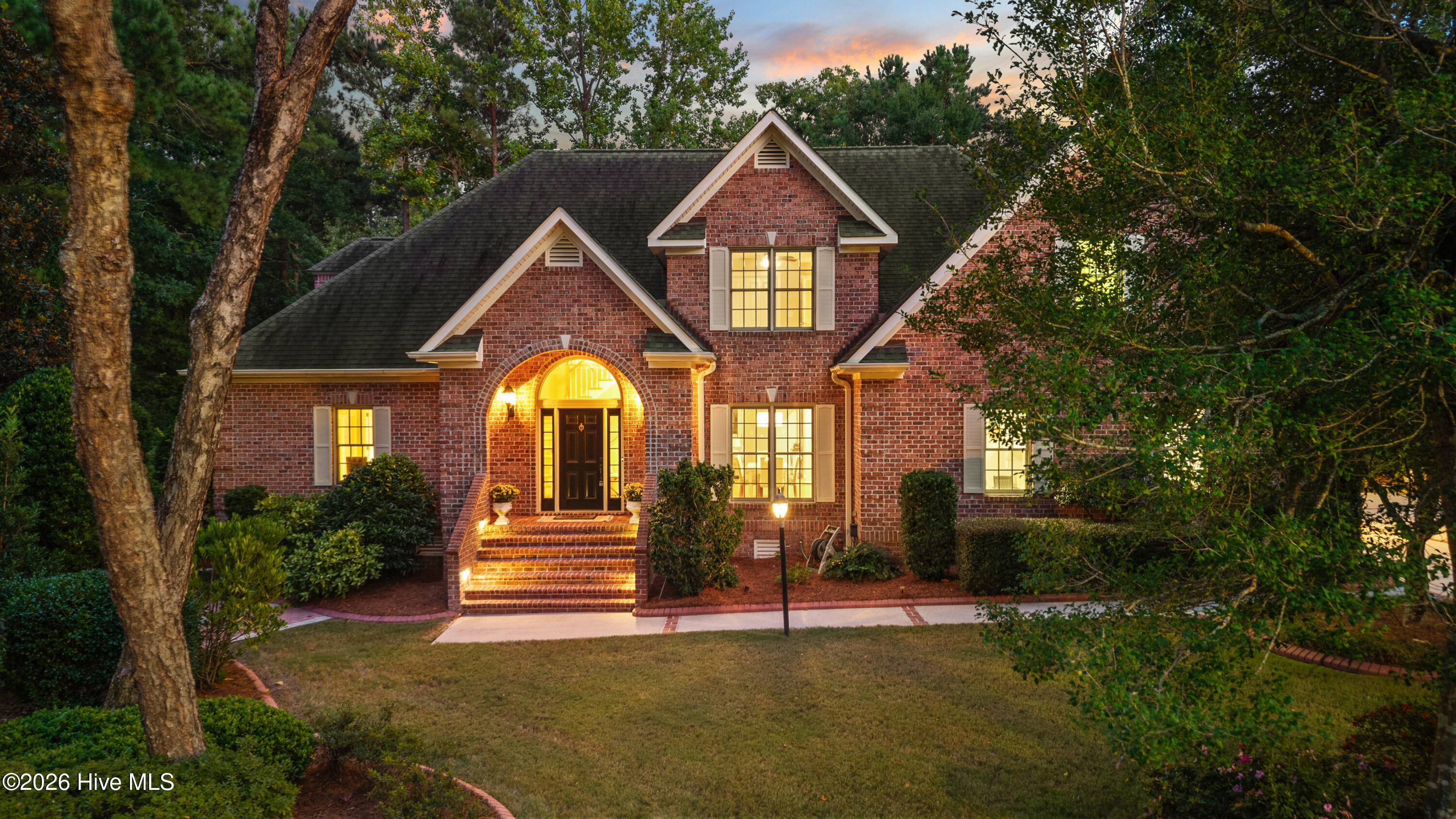8816 Sawmill Creek Lane Property Photo 1