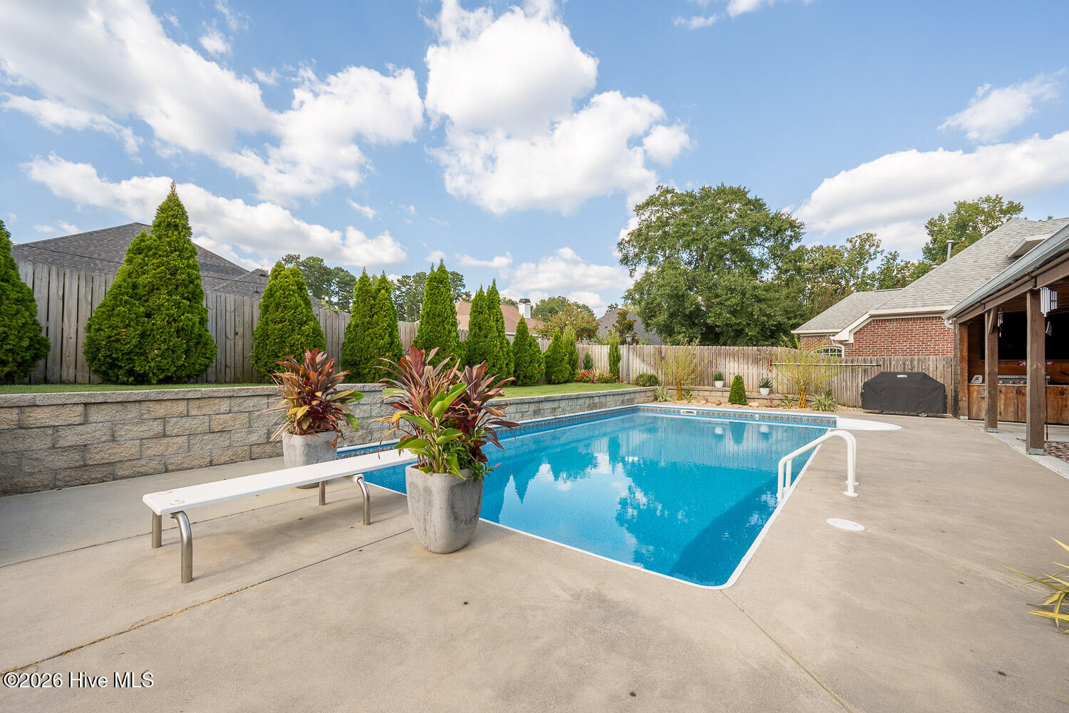 213 Mineral Court Property Photo 2