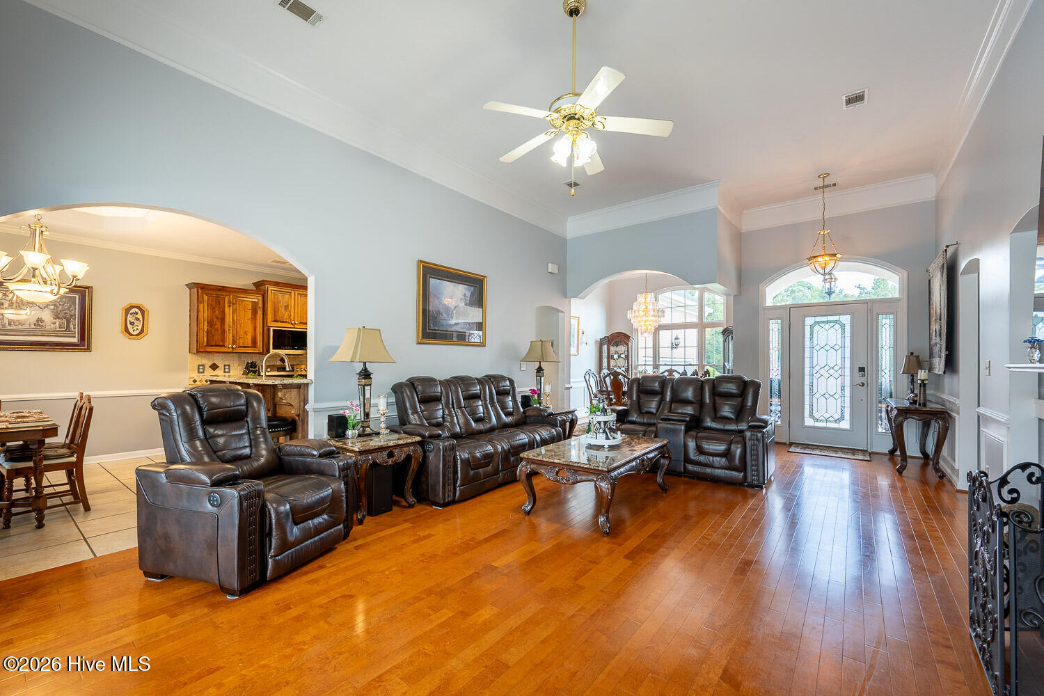 213 Mineral Court Property Photo 6