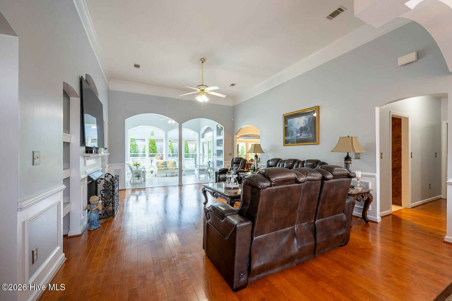 213 Mineral Court Property Photo 7