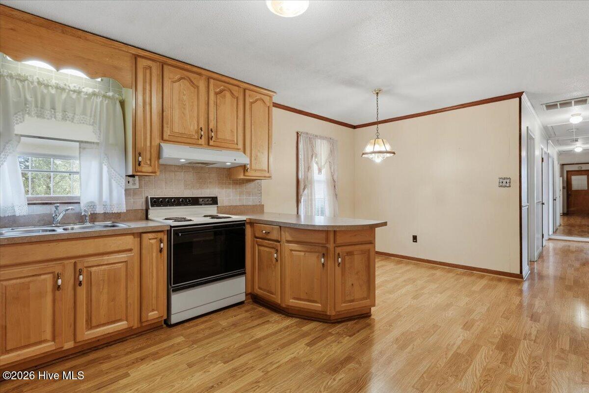 1719 Lipscomb Road E Property Photo 5