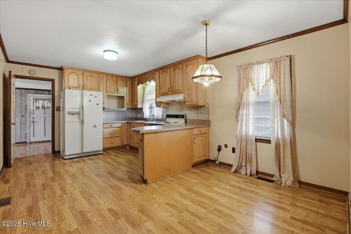 1719 Lipscomb Road E Property Photo 7
