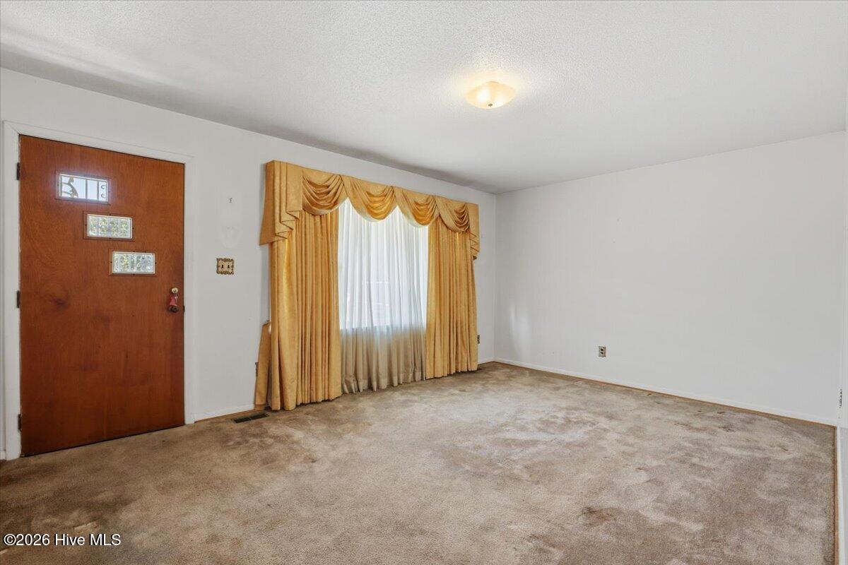 1719 Lipscomb Road E Property Photo 9
