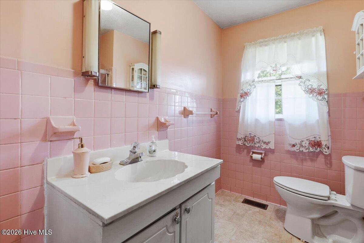 1719 Lipscomb Road E Property Photo 11
