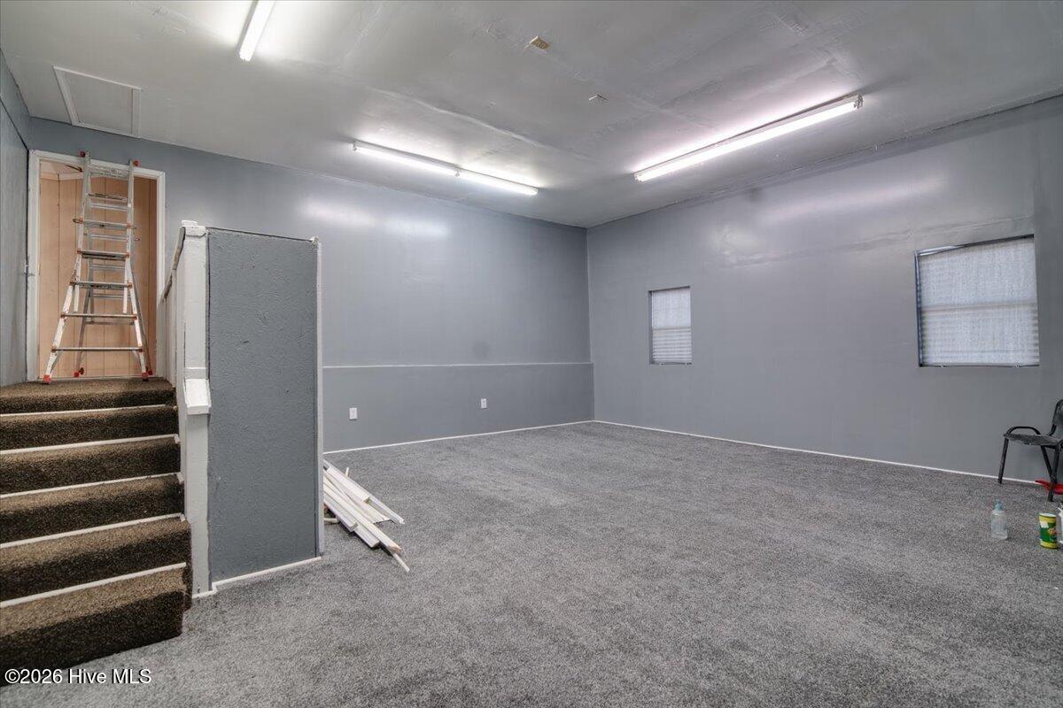 1015 Moseley Road Property Photo 7