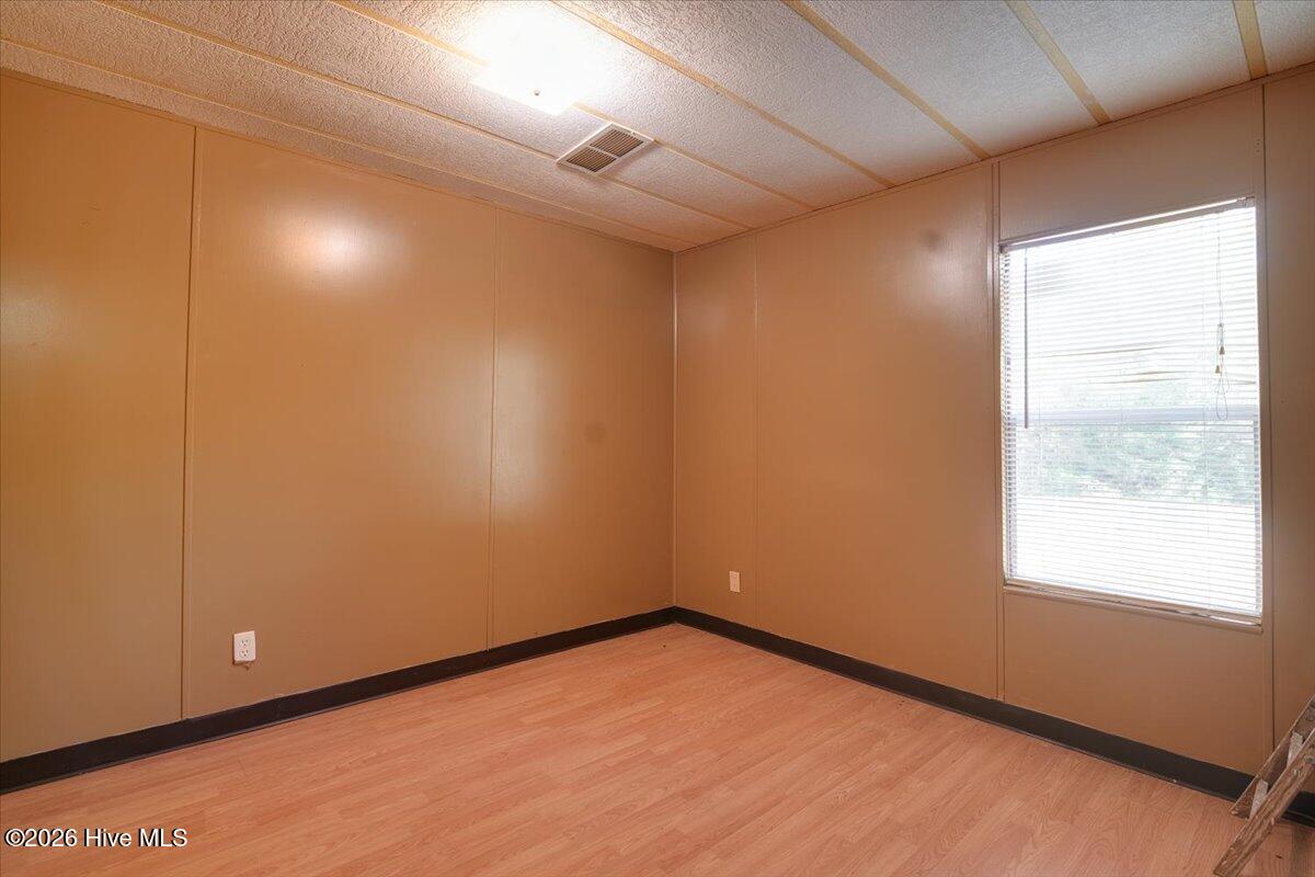 1015 Moseley Road Property Photo 16