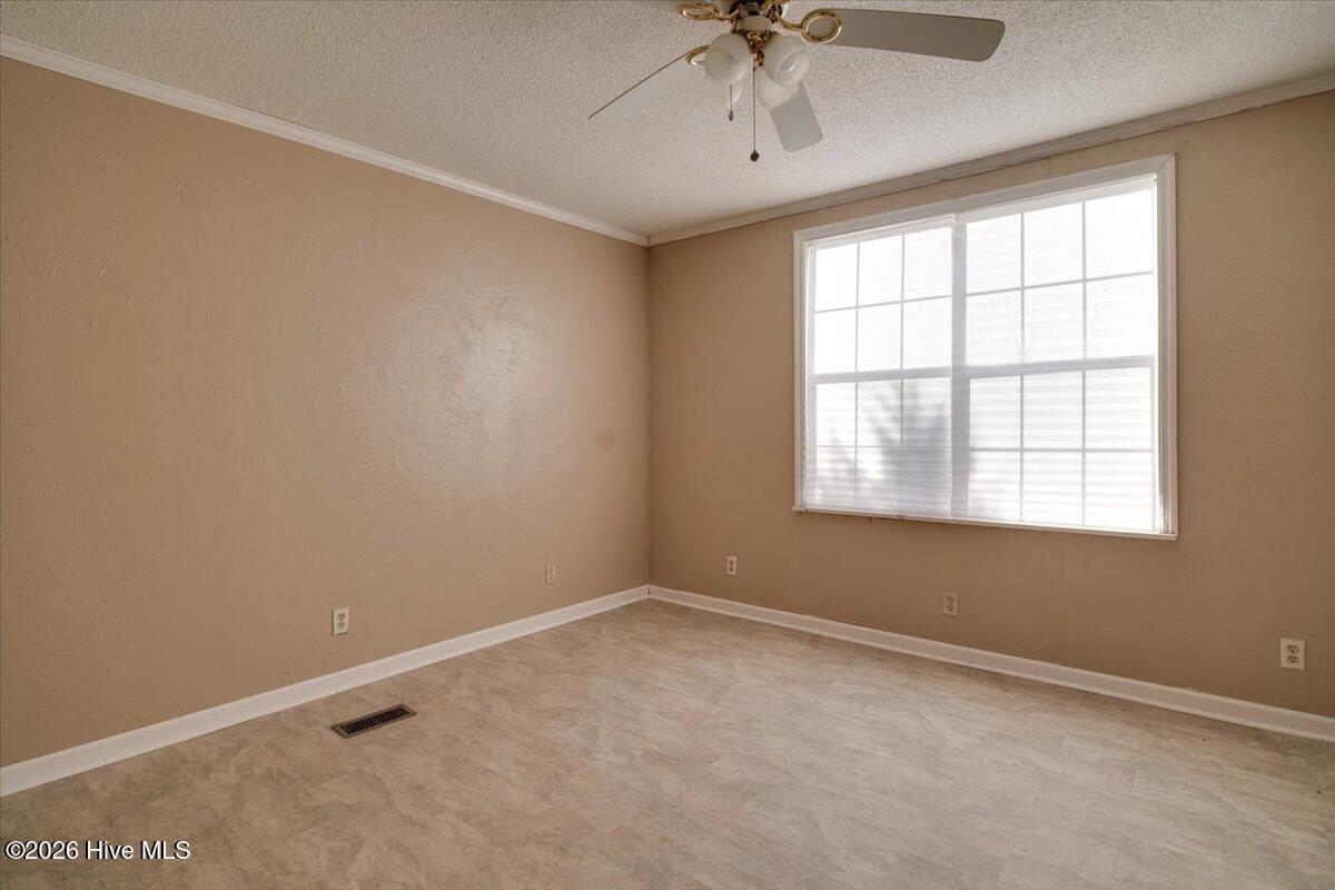 1015 Moseley Road Property Photo 23