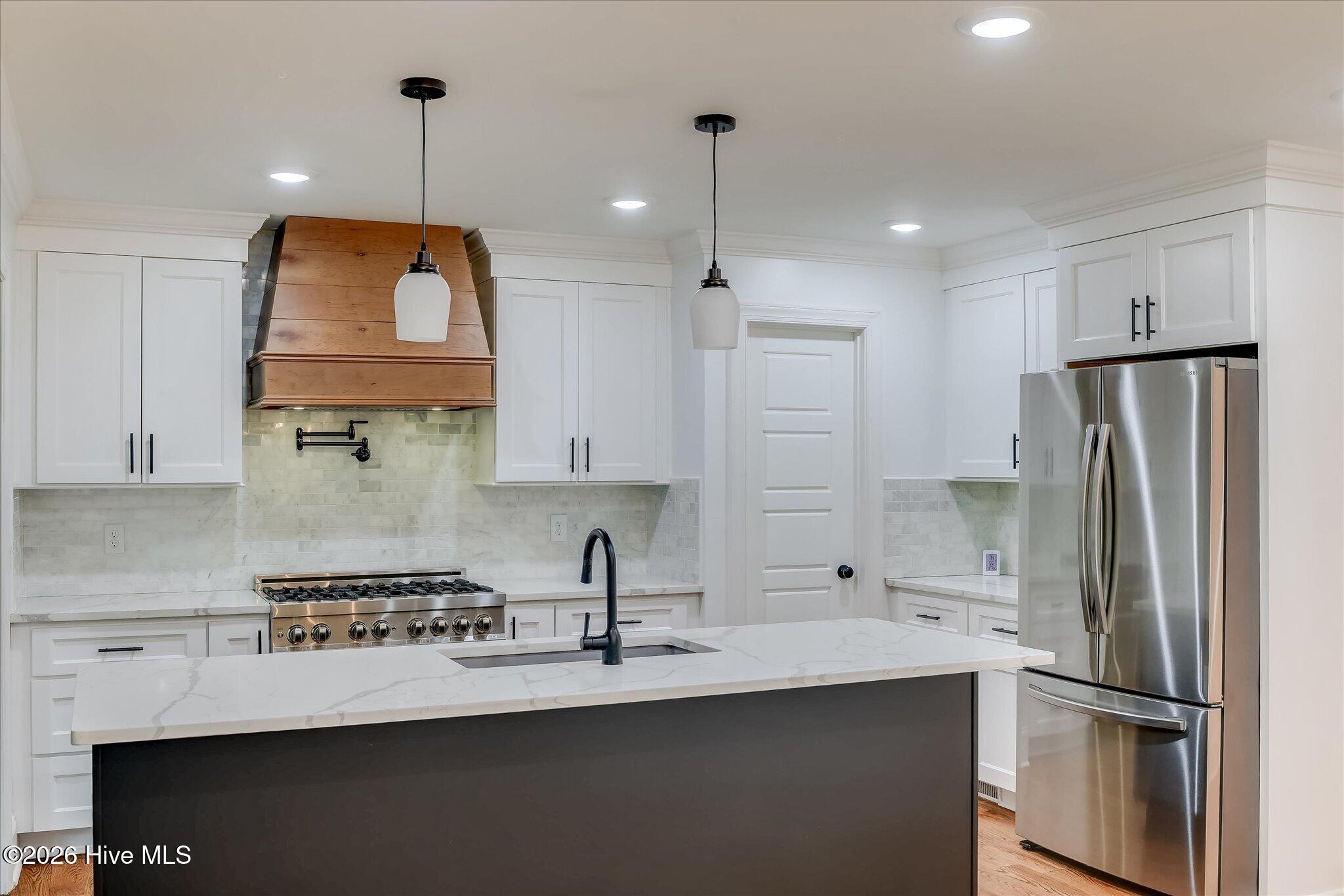 4768 Woodbridge Drive Property Photo 15