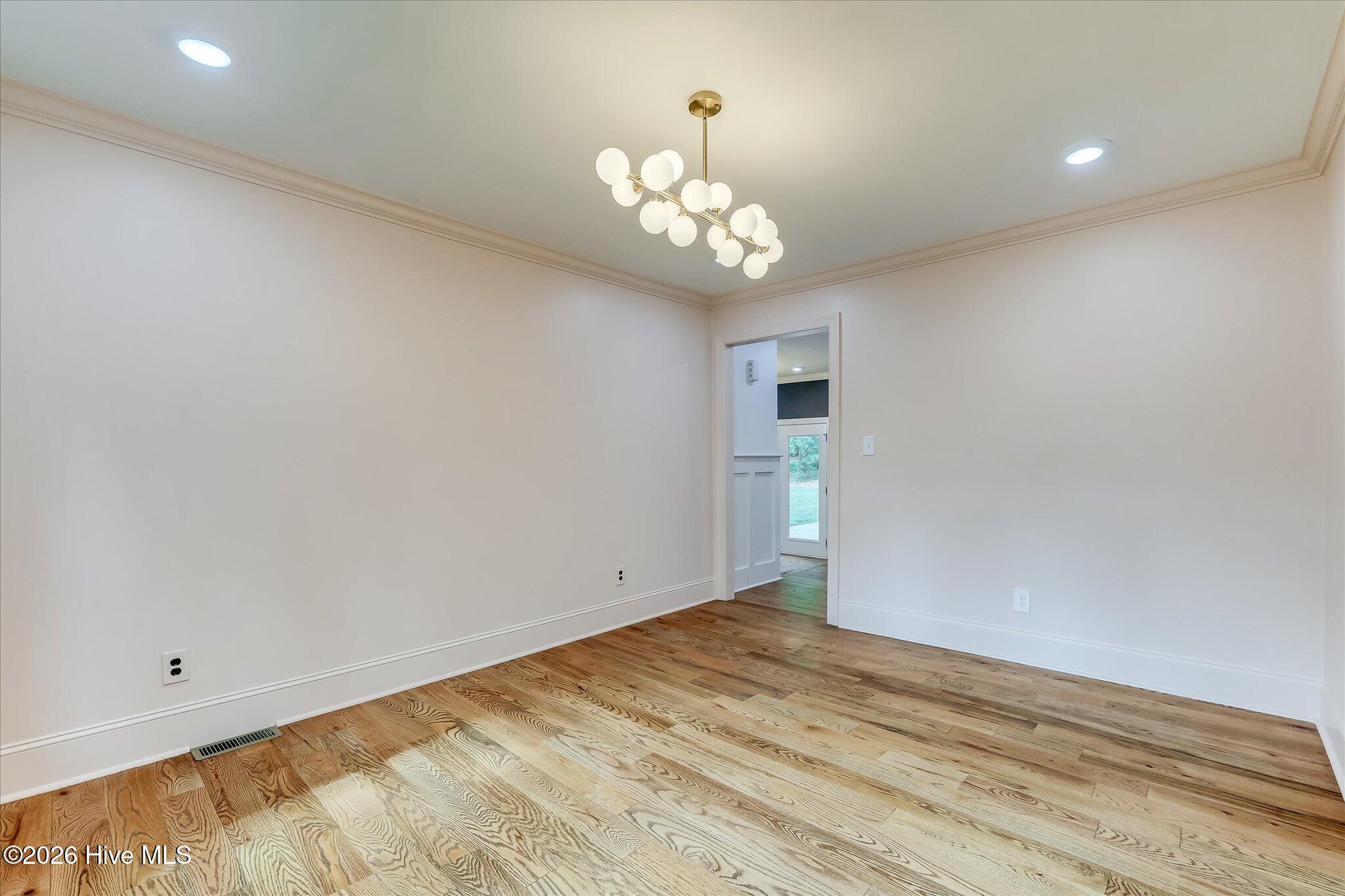 4768 Woodbridge Drive Property Photo 25