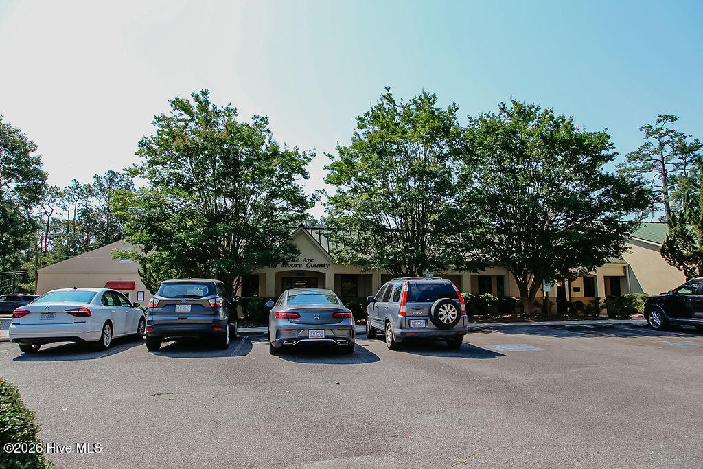 673 S Bennett Street Unit 673 Sublease Property Photo 4