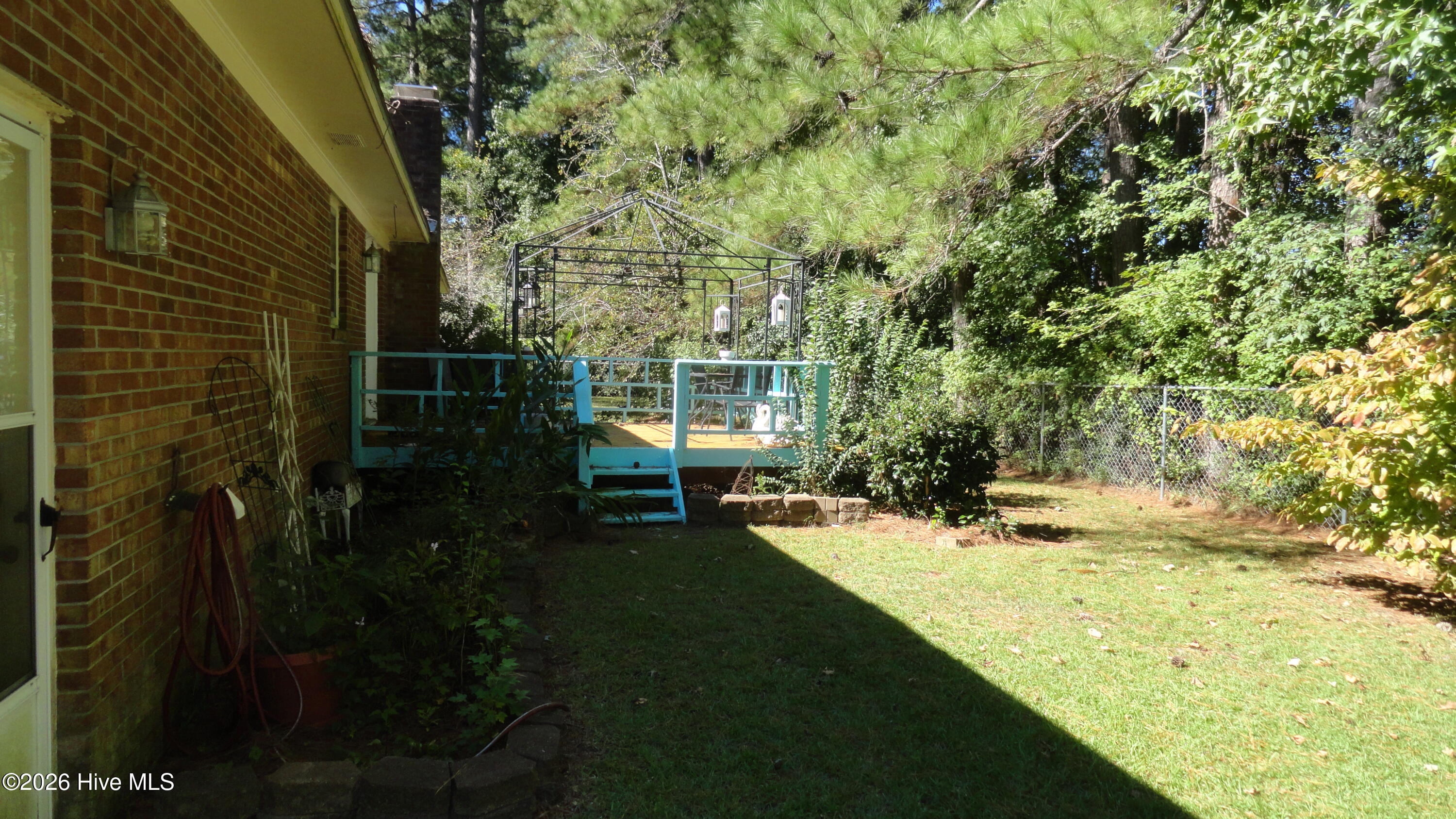 101 Cambridge Court Property Photo 11
