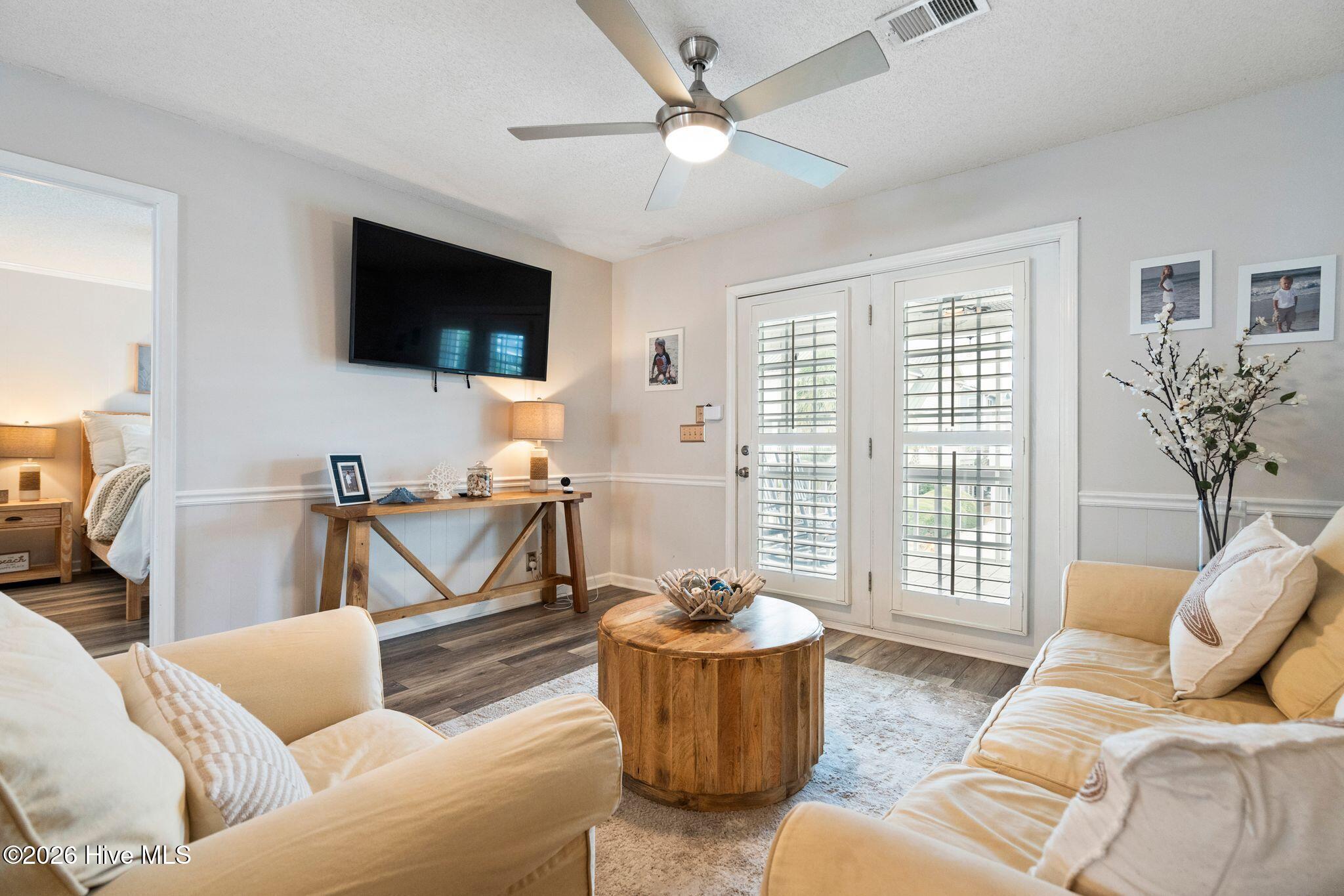 417 4th Street Property Photo 5
