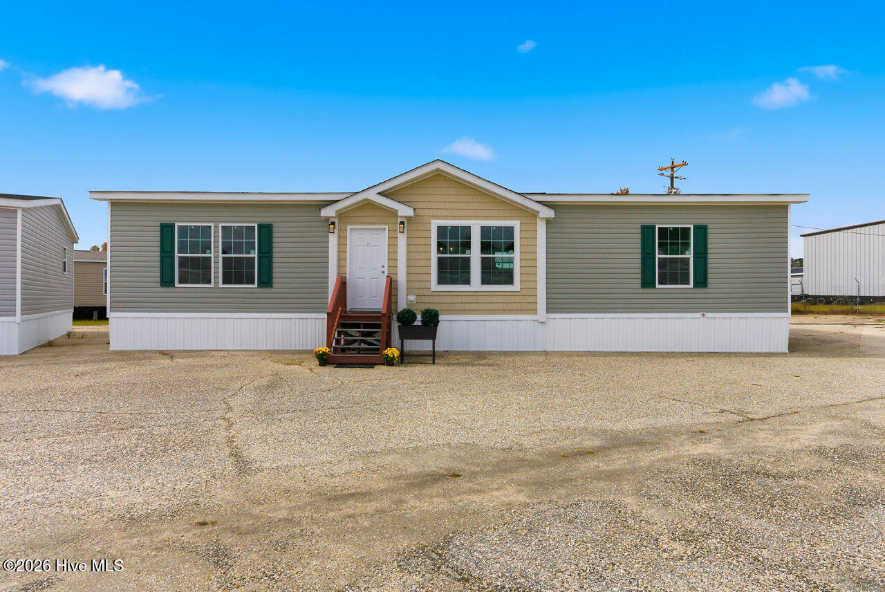 435 Pine Hill Road Property Photo 1