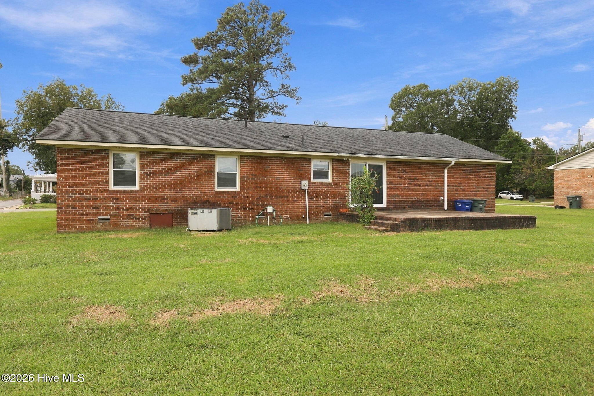 367 Second Street Property Photo 7