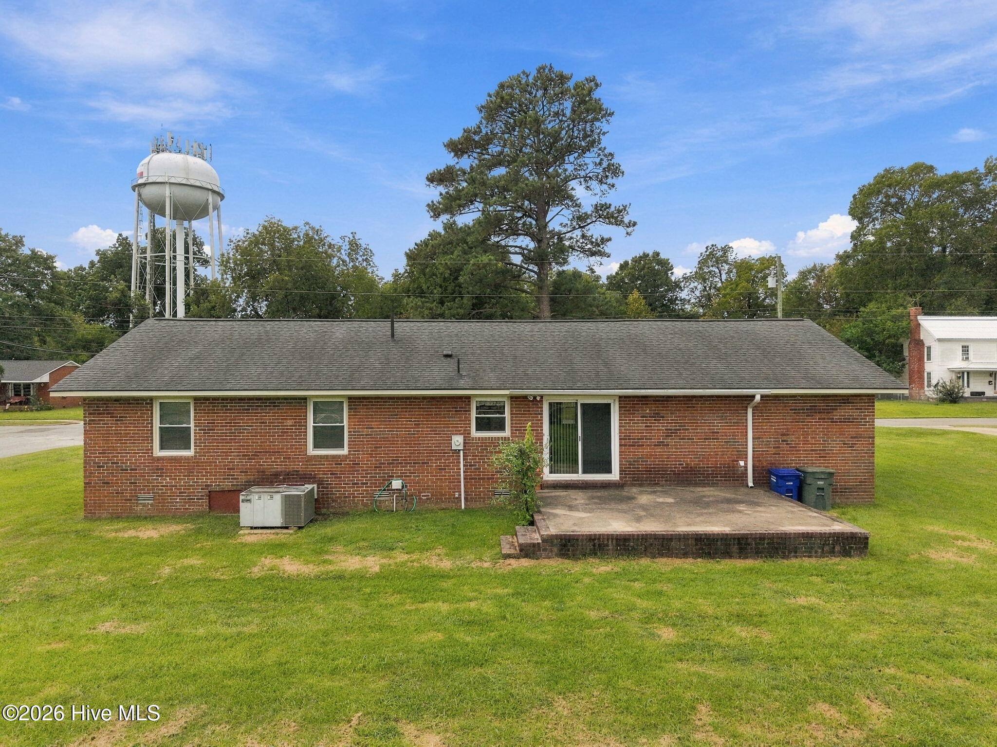 367 Second Street Property Photo 9