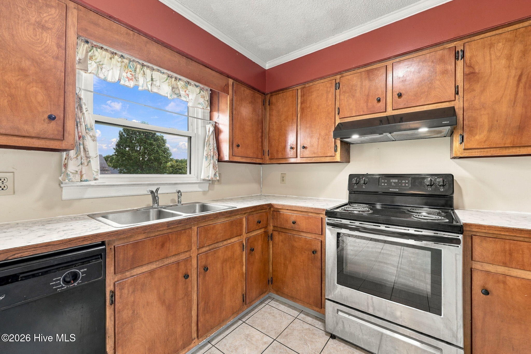 367 Second Street Property Photo 17