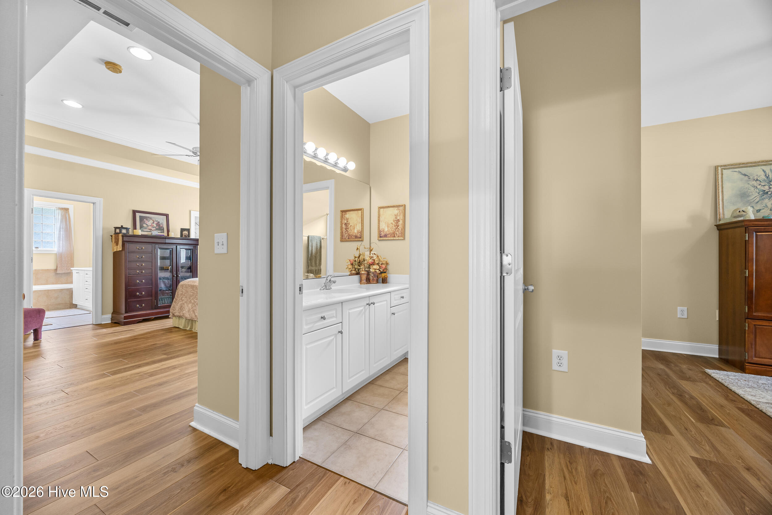 8746 Ramsbury Way Property Photo 14
