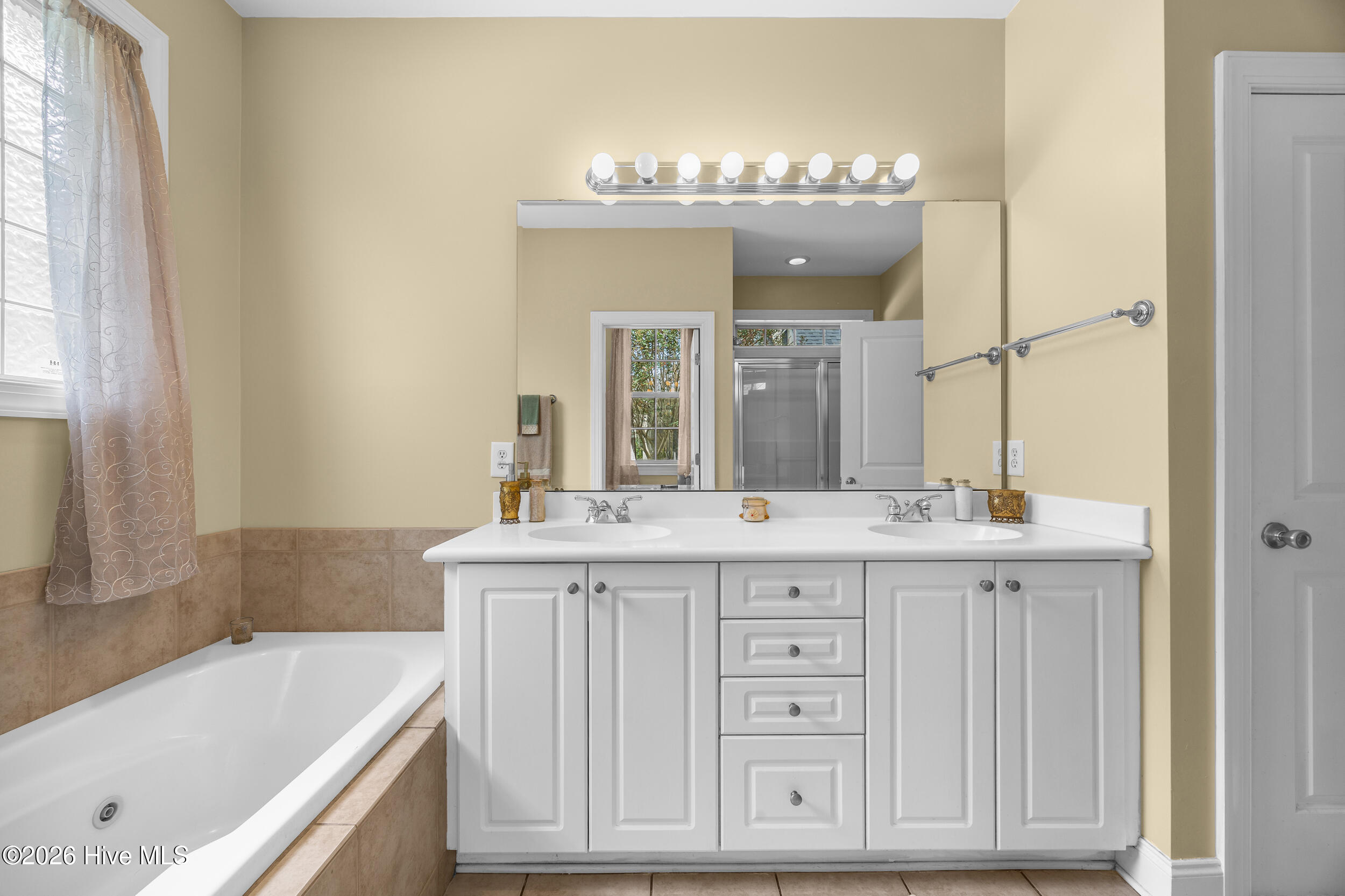 8746 Ramsbury Way Property Photo 18