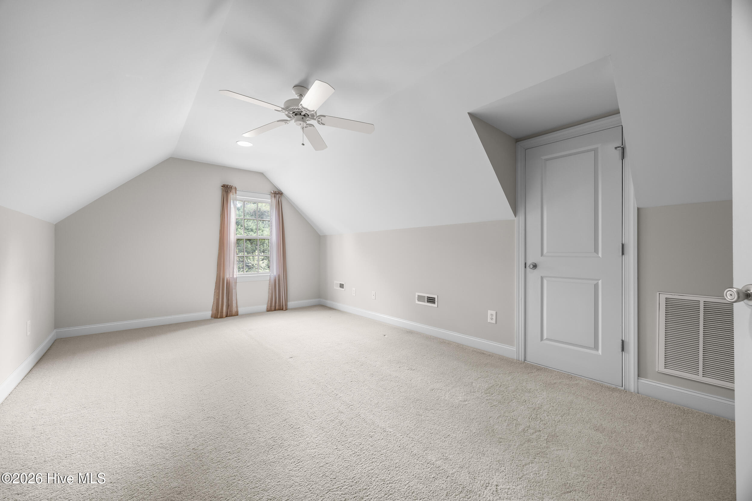 8746 Ramsbury Way Property Photo 37