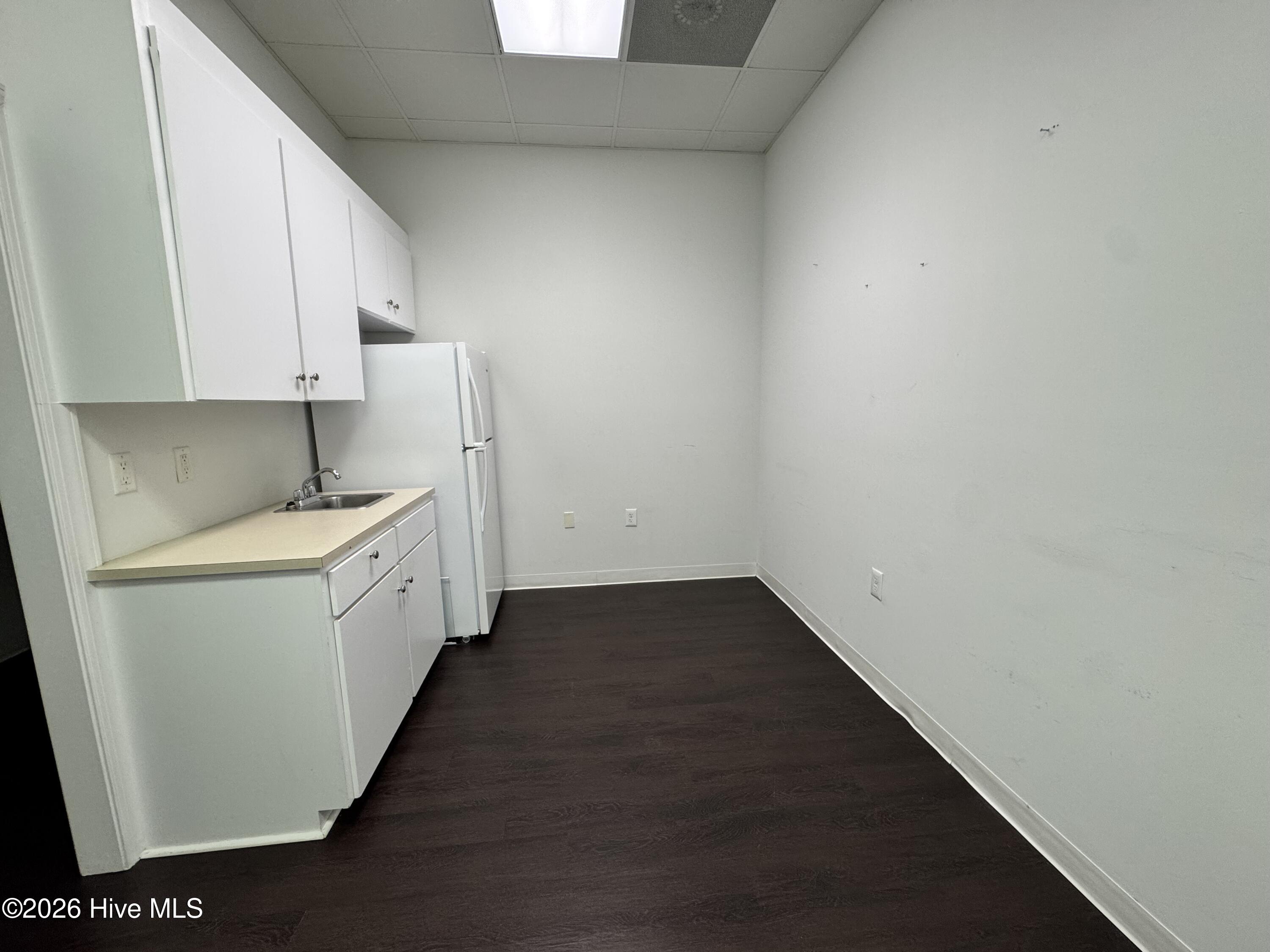 1641 Thomas Betts Parkway Property Photo 12