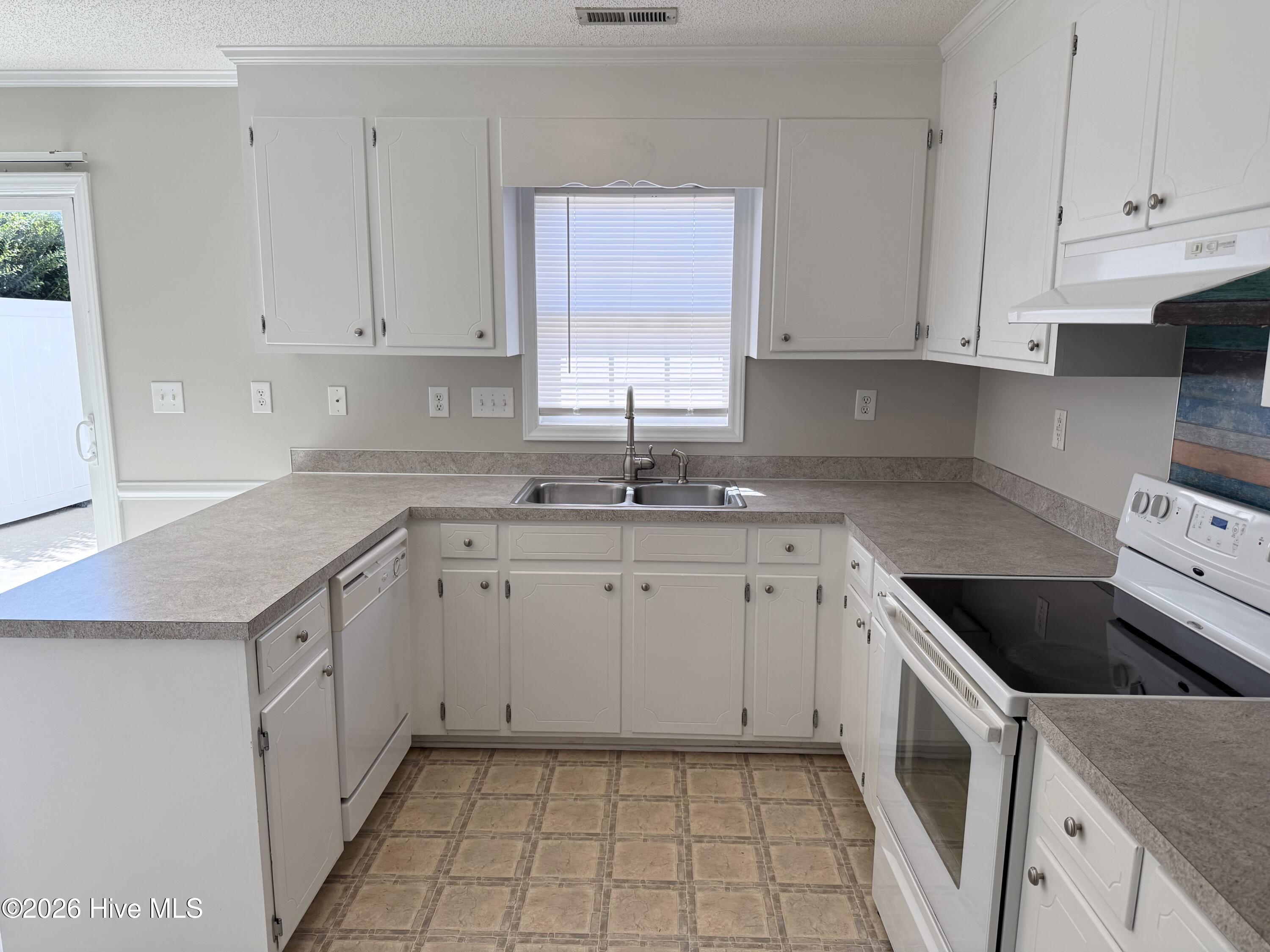 2108 Flagstone Court B1 Property Photo 15
