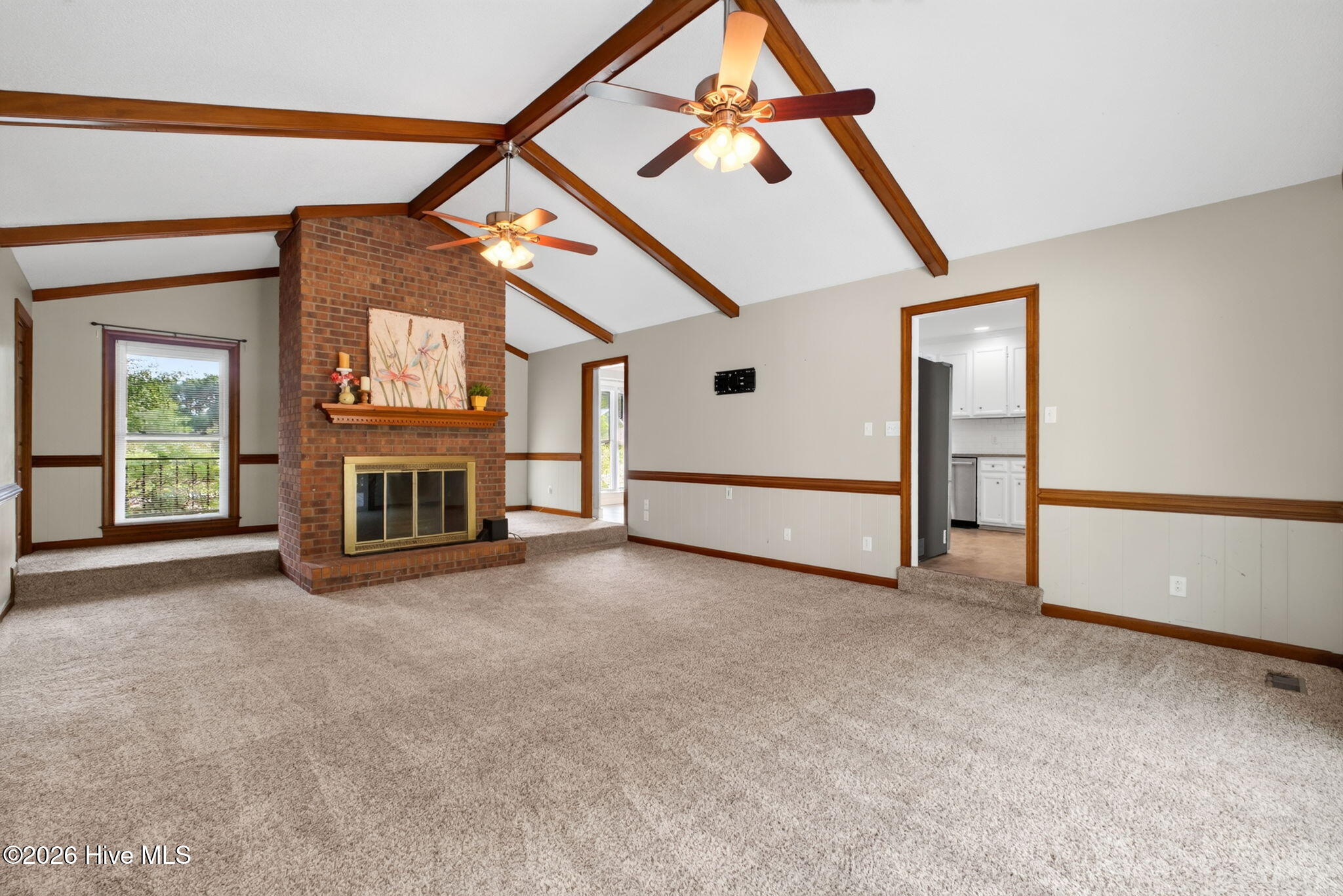 607 Shelley Drive Property Photo 5
