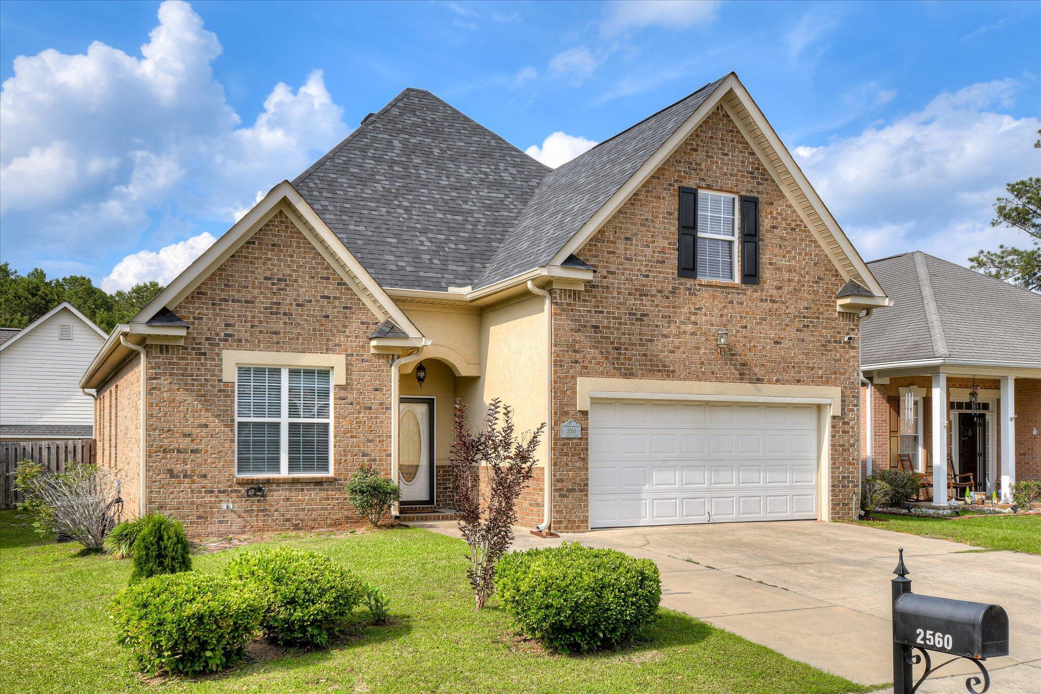 2560 Grier Circle Property Photo 2