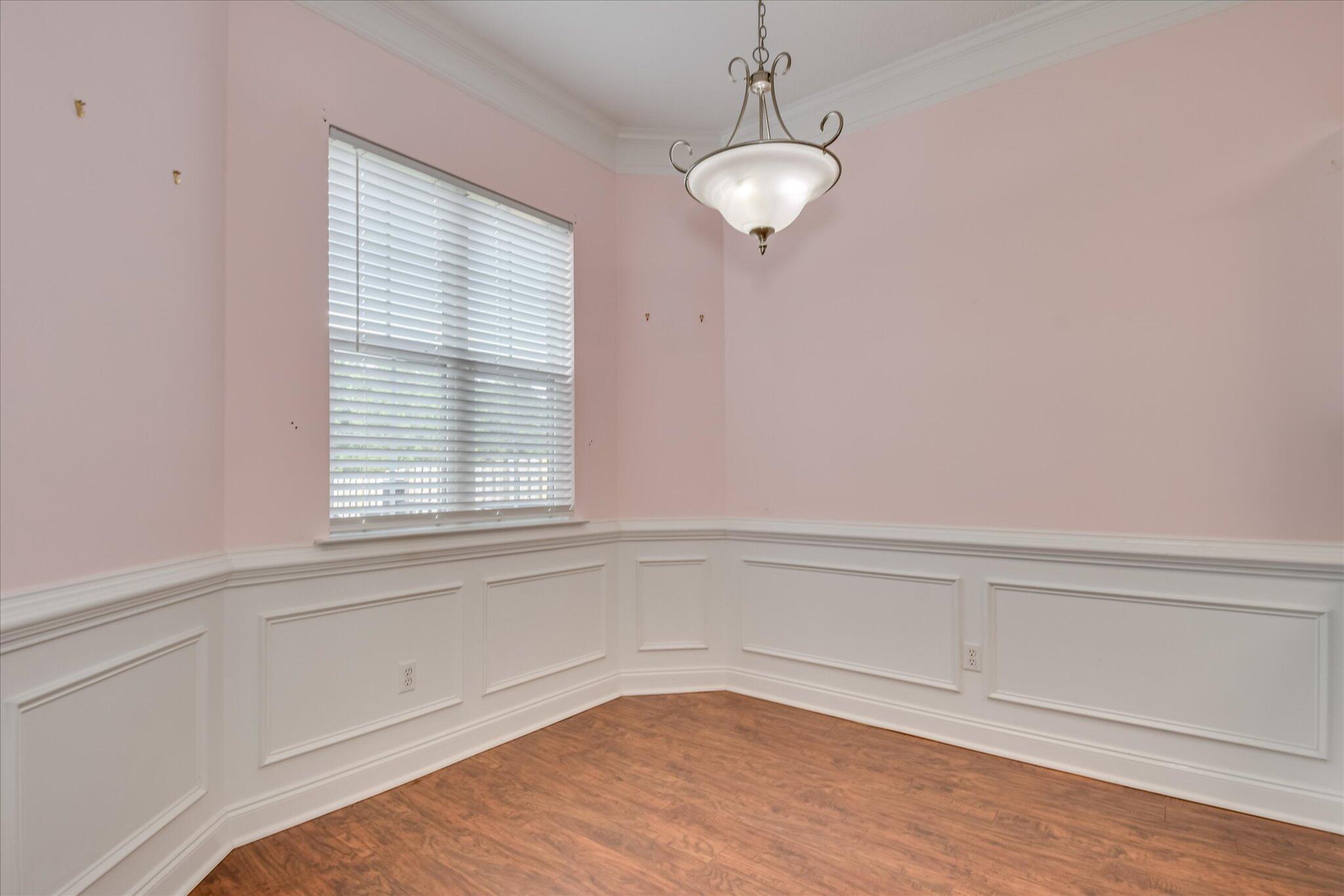 2560 Grier Circle Property Photo 11