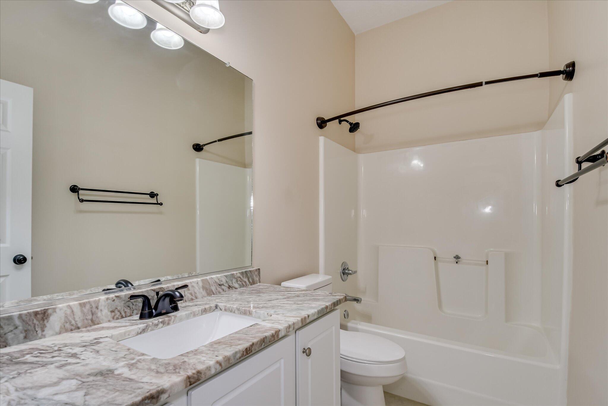 2560 Grier Circle Property Photo 28