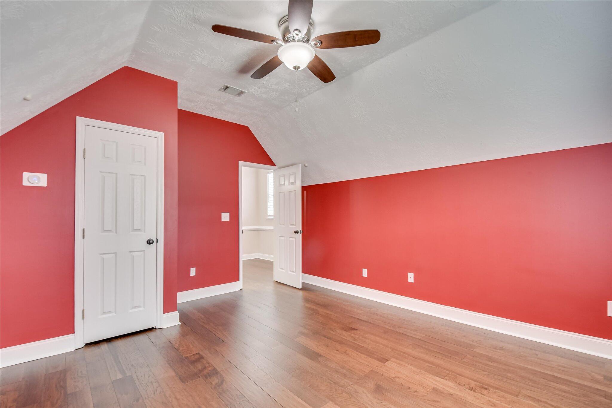 2560 Grier Circle Property Photo 34