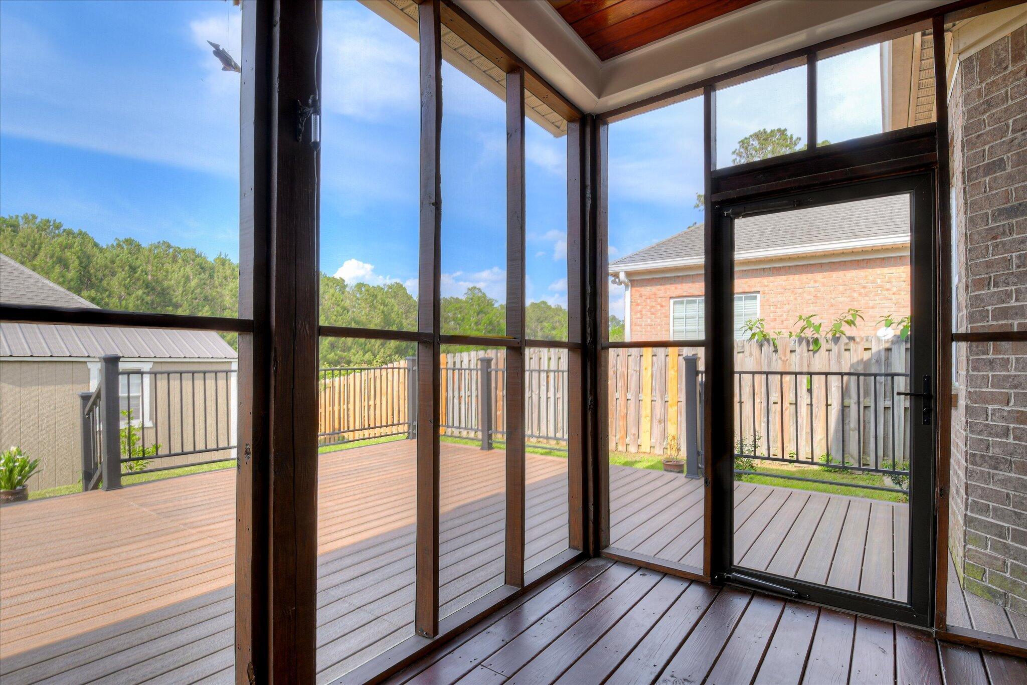 2560 Grier Circle Property Photo 40
