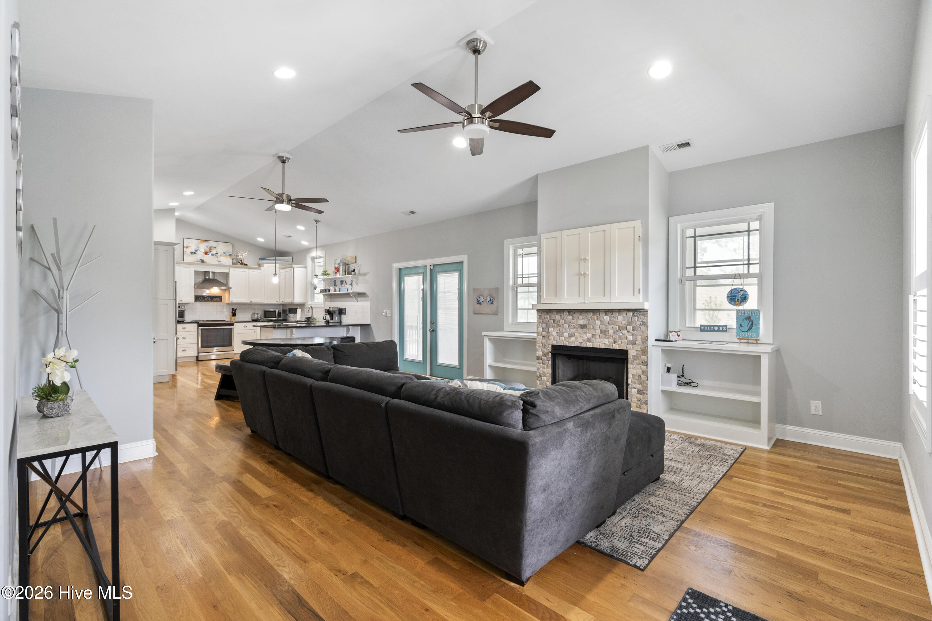 127 Ne 34th Street Property Photo 12